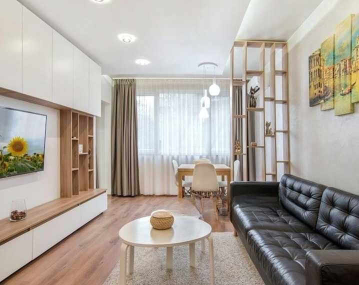 Дава се под наем Двустаен апартамент в София, Лозенец - 70 кв.м за 1000 € - Снимка #3