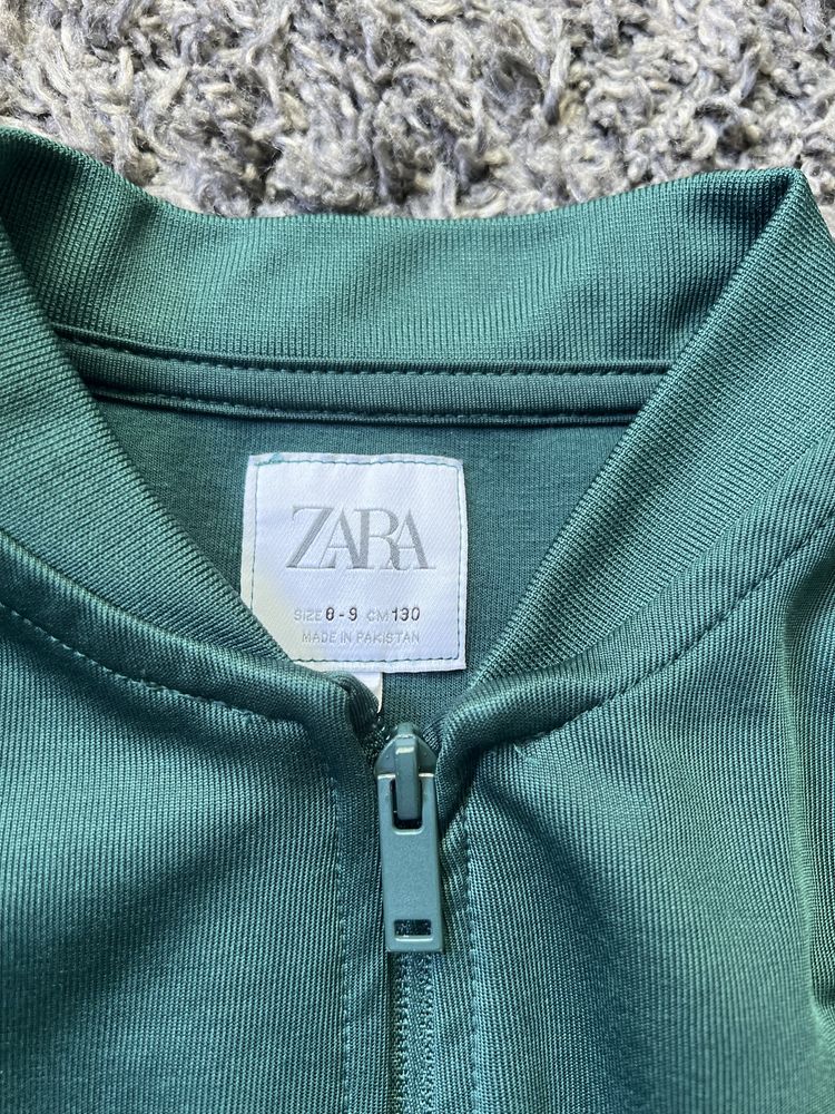 Спортен комплект Zara размер 8-9г.