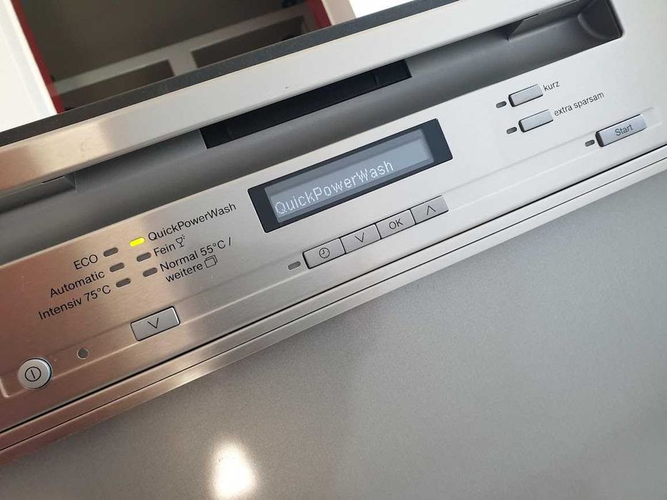 Inox Miele Auto Open QuickPower Wash Съдомиялна - Частично Вграждане