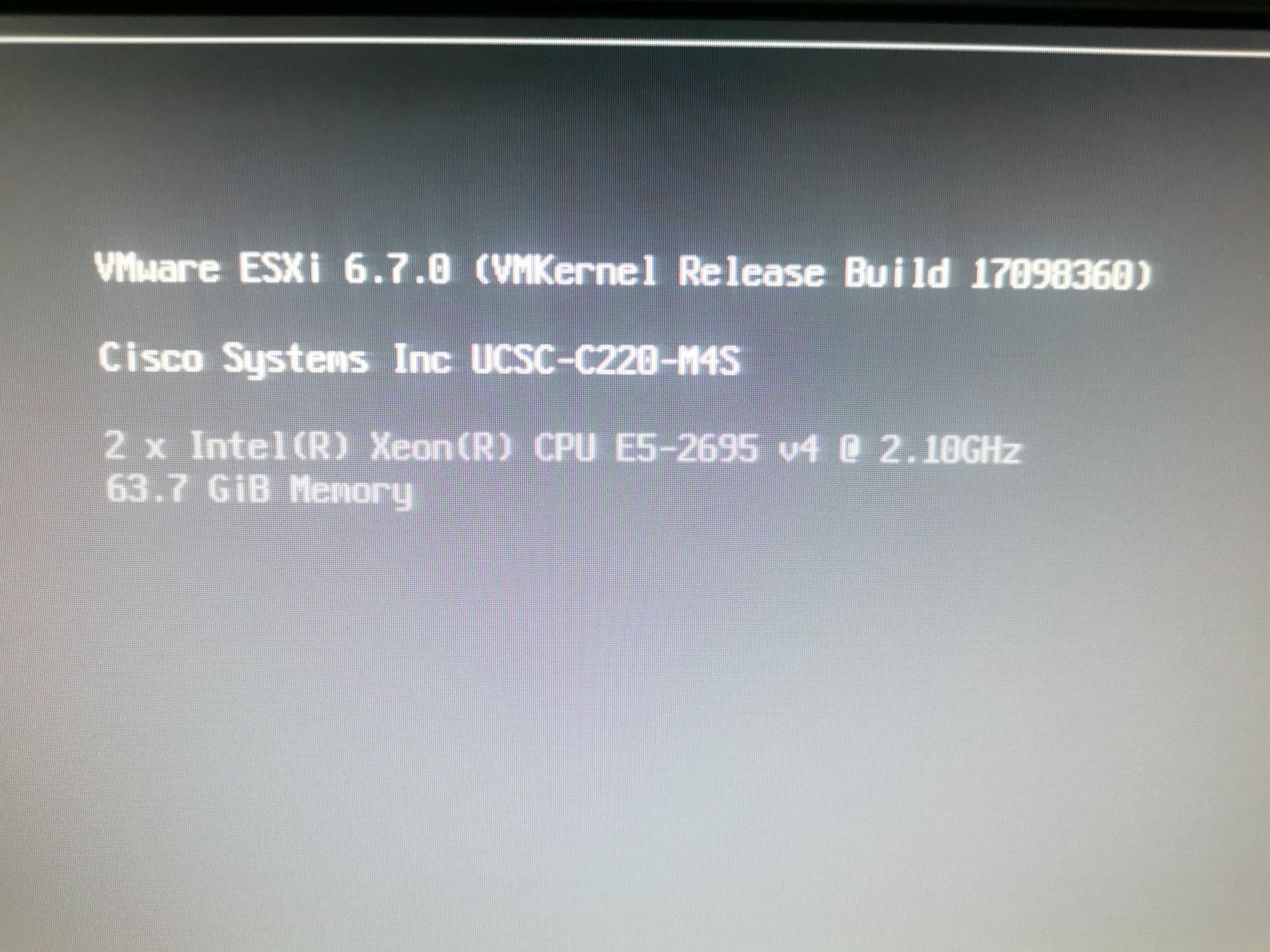 CISCO Server UCS C220 M4 2 x Intel Xeon E5 2695  RAM + SSD