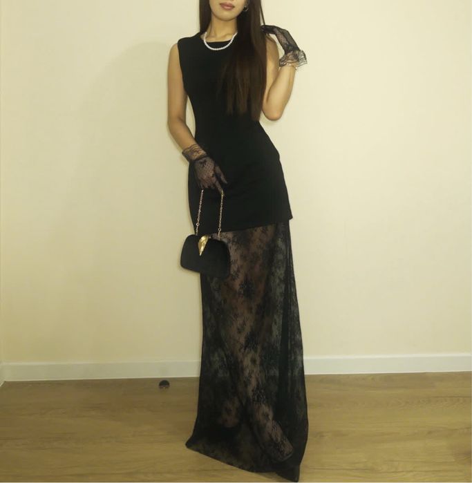 Комплект из платья и юбки