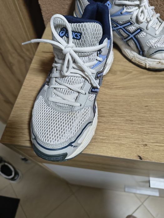 ASICS  марстонки