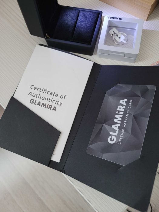 Inel Aur Alb cu Diamant Negru