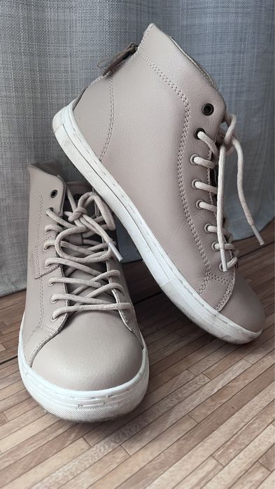 Ботинки утепленные 37