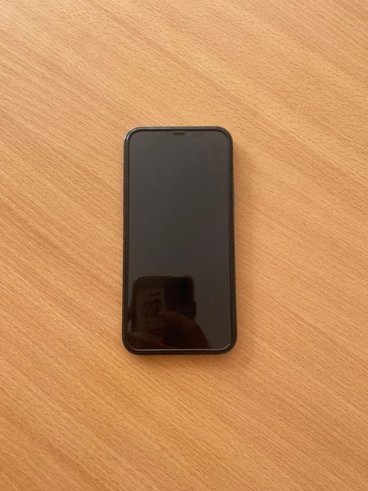 iPhone 12 pro с коробкой