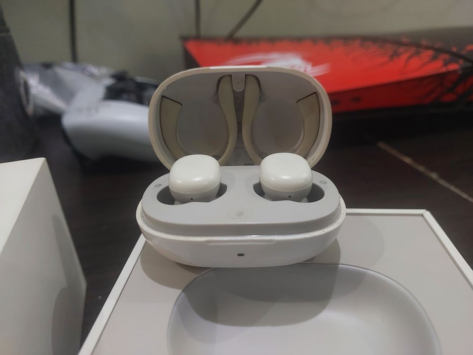 Беспроводные Наушники Amazfit PowerBuds белый