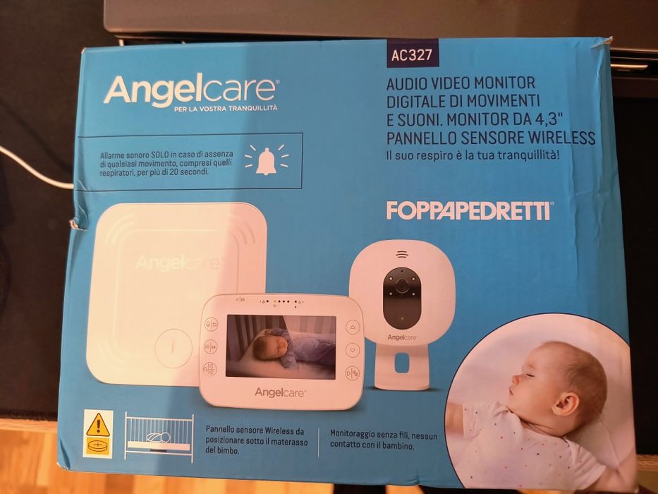 Monitor electronic pentru bebeluși cu cameră video și senzor mișcare