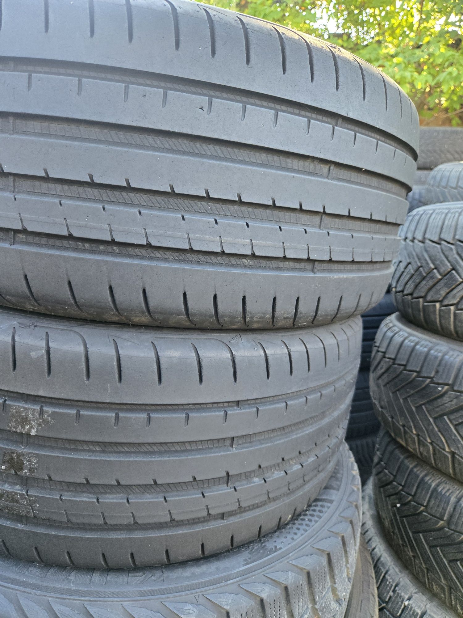 2бр. 225 35 19 Goodyear летни.