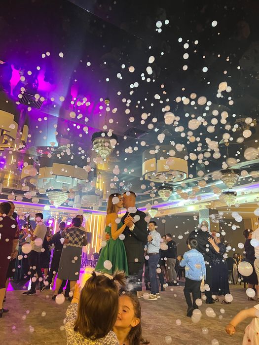 Oglinda foto, Fum greu dansul mirilor, Baloane cu fum.