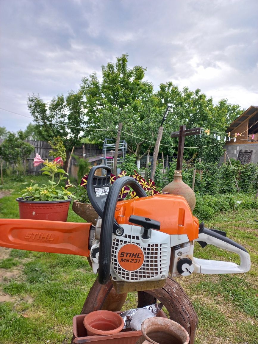 Vând Stihl MS 231