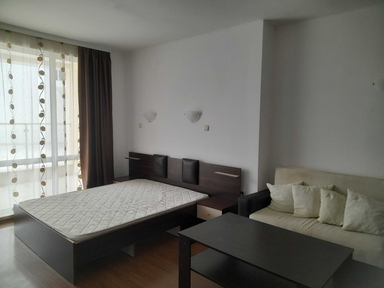 Дава се под наем Едностаен апартамент в Свети Влас - 50 кв.м за 250 € - Снимка #2