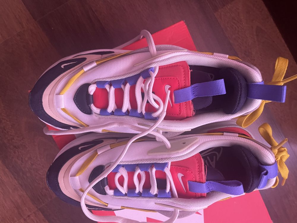 Дамски маратонки nike air max furyosa