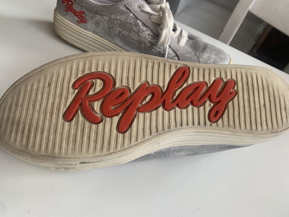 Детски обувки на Replay