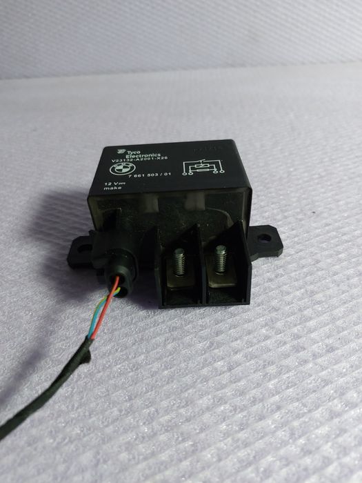 Releu pornire baterie BMW E82 E90 E91 F01 F02 F10 F11 Cod 7661503