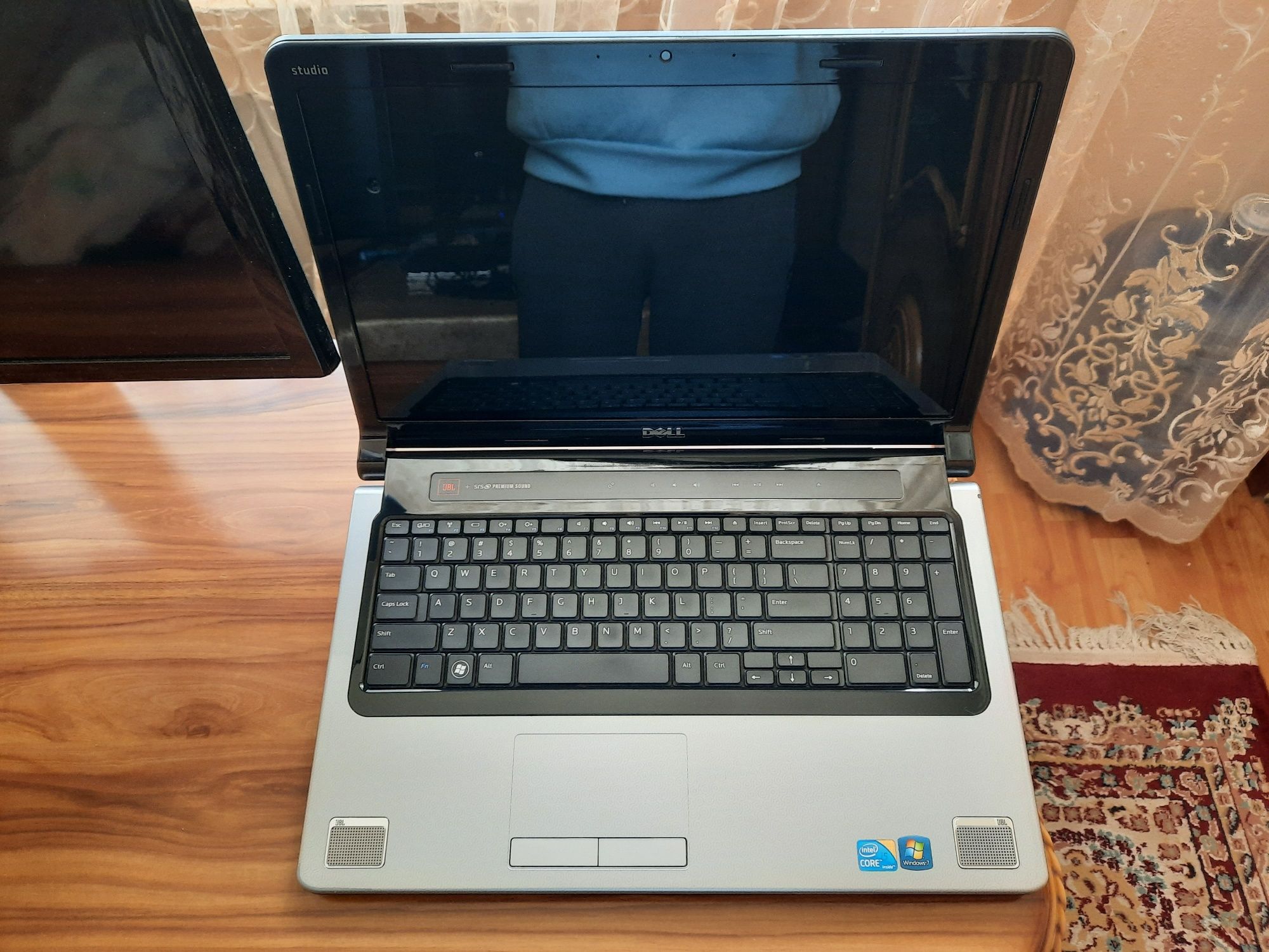 DELL Studio Core i5