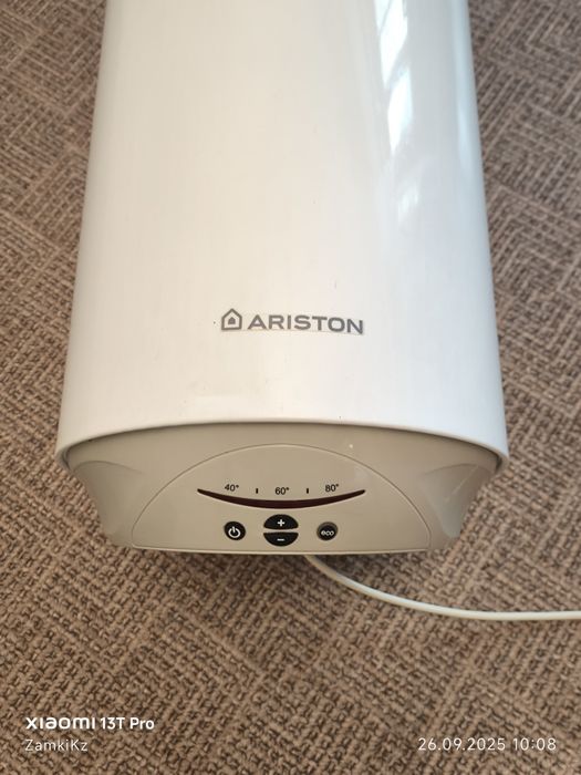 Бойлер, водонагреватель Ariston