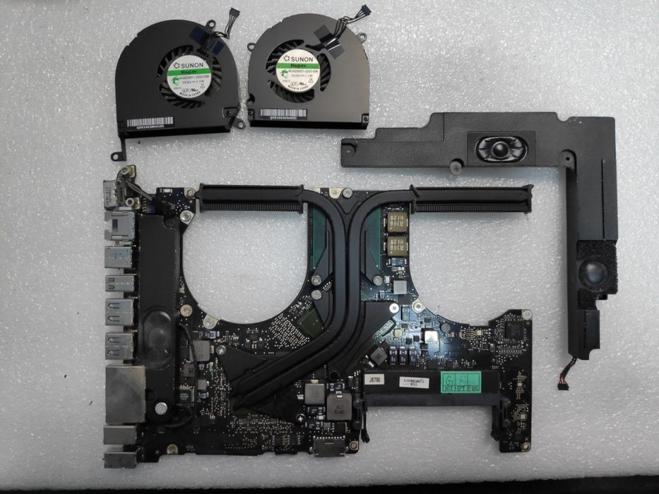 Vand componente MACBOOK PRO A1286 (Mid-2008)