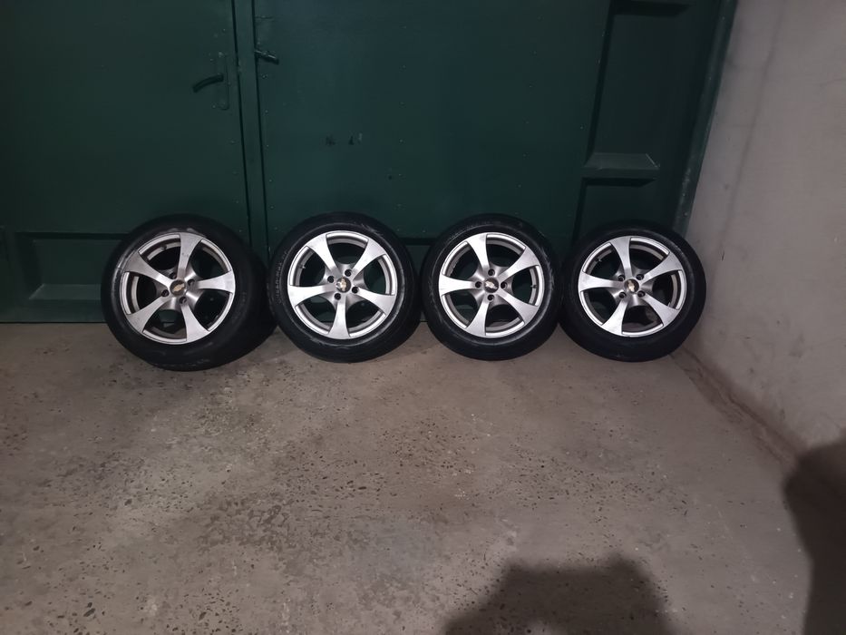 Диска 15 сотилади 200$