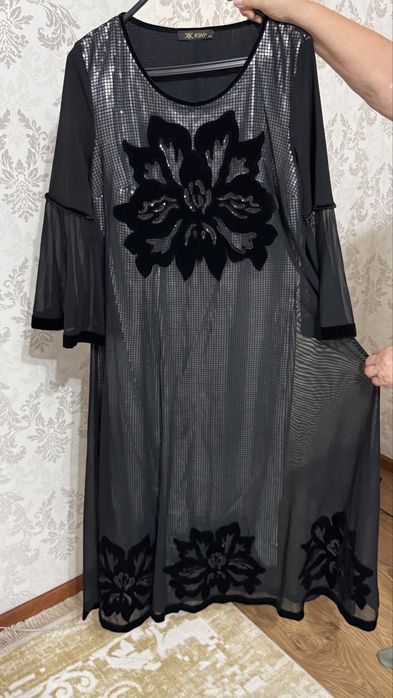 Продам платья и кардиган