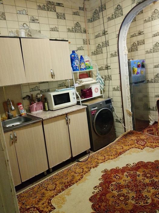 Uy sotiladi 1 xonalik