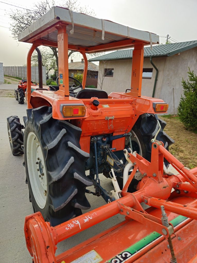 Tractor KUBOTA ZL 345 /34 cai/4 cilindri/inversor/servo