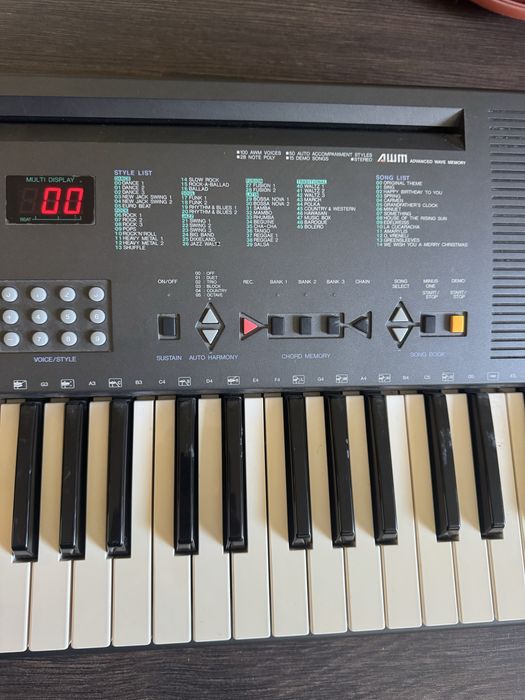 Синтезатор йоника Yamaha PSR-200