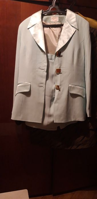 Костюм женский деловой