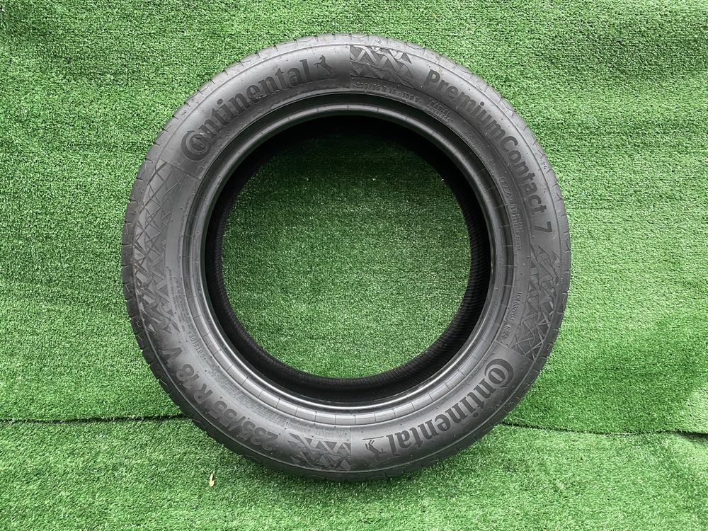 Set 4 anvelope vara 235 55 18 100V Continental Premium Contact 7 D0224