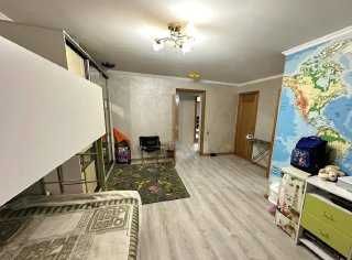 Продам четырёхкомнатную