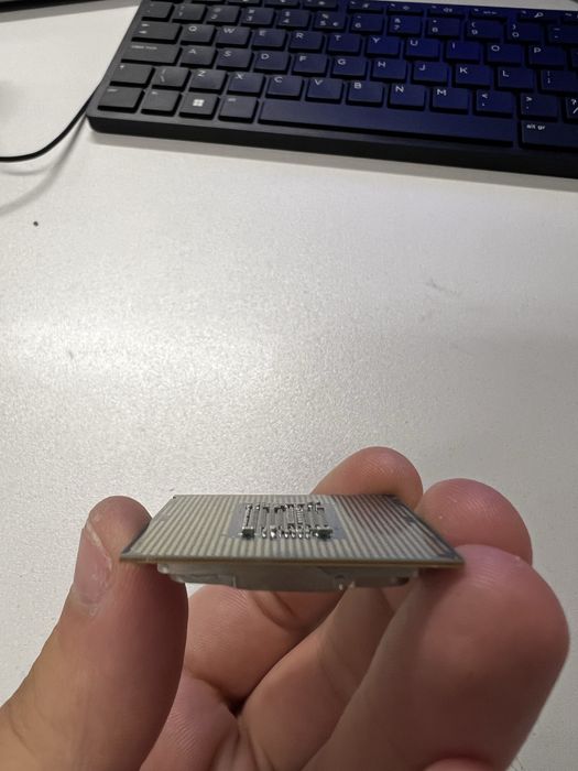Intel i3 - 9100F