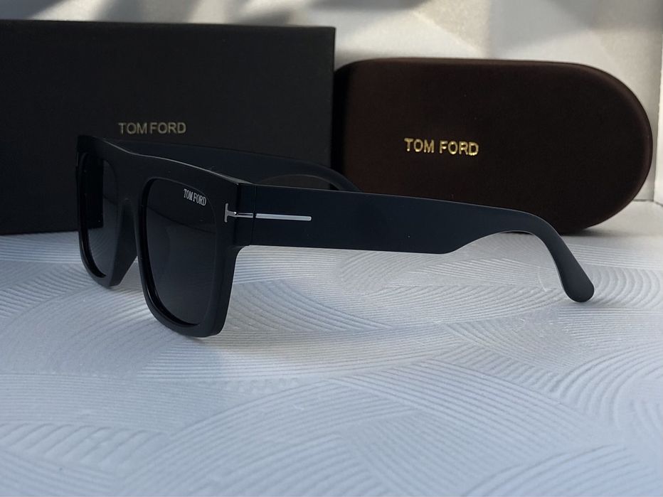 Мъжки слънчеви очила маска