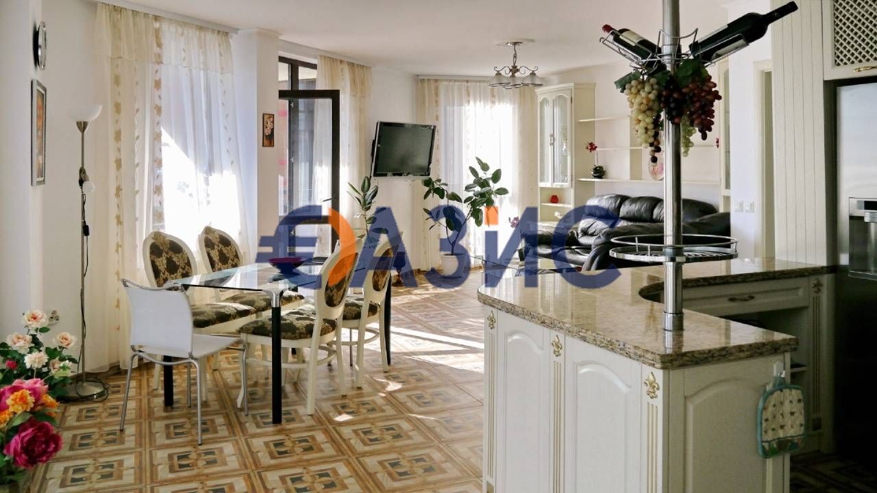 Виго Бийч, Несебър, апартамент с 2 спални, с прекрасна гледка към