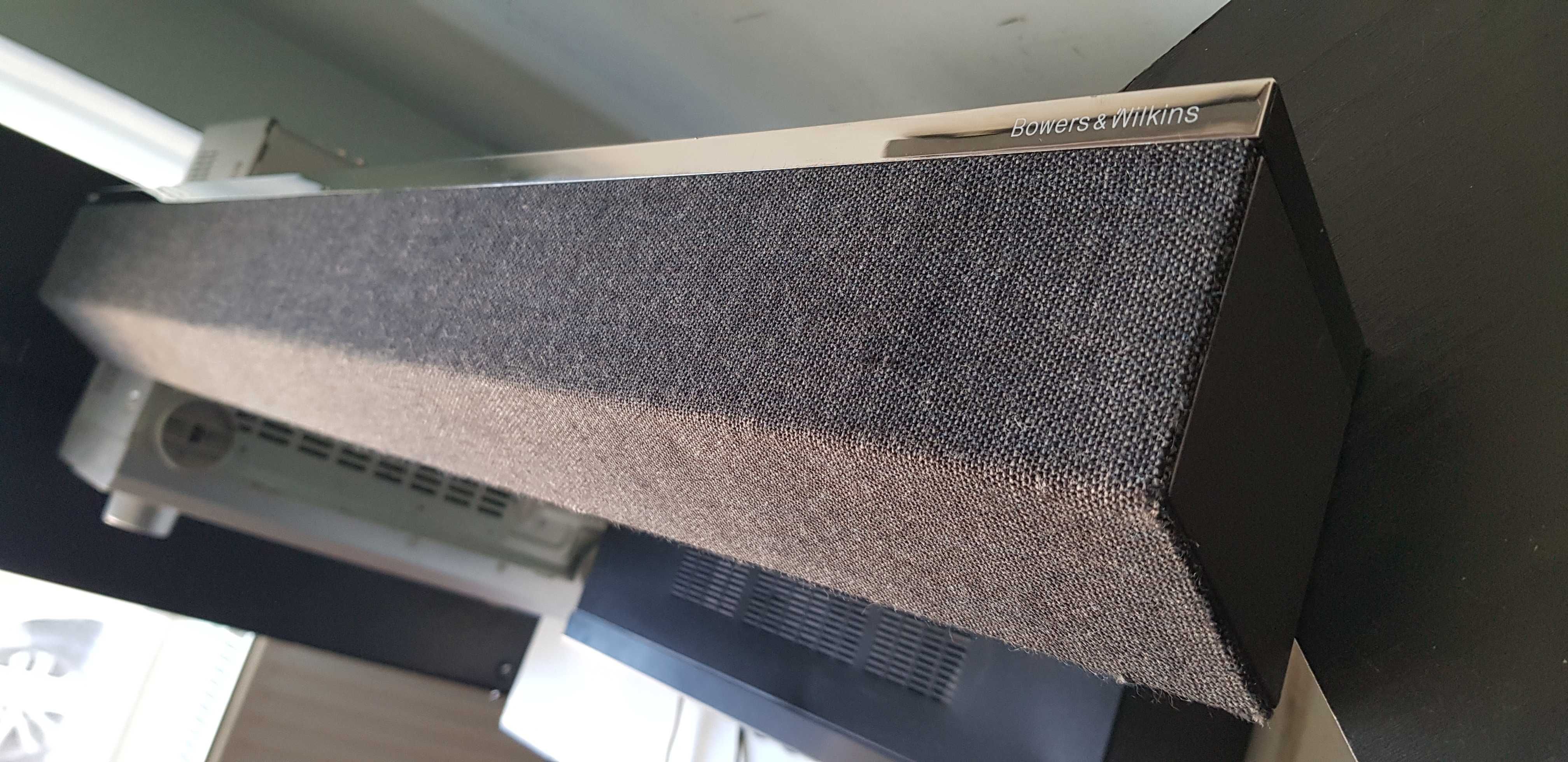 Soundbar Bowers & Wilkins pt monitor Philips 558M1RY