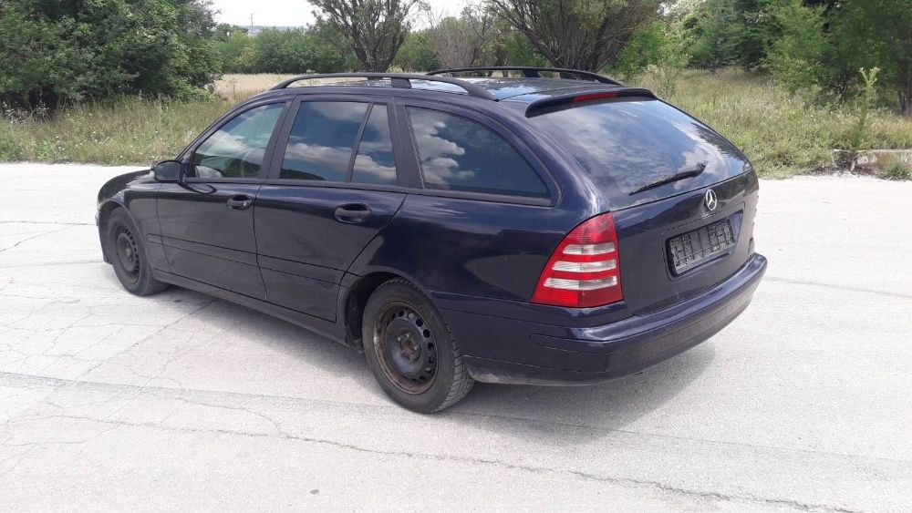 Mercedes C220 facelift 2005 г на части