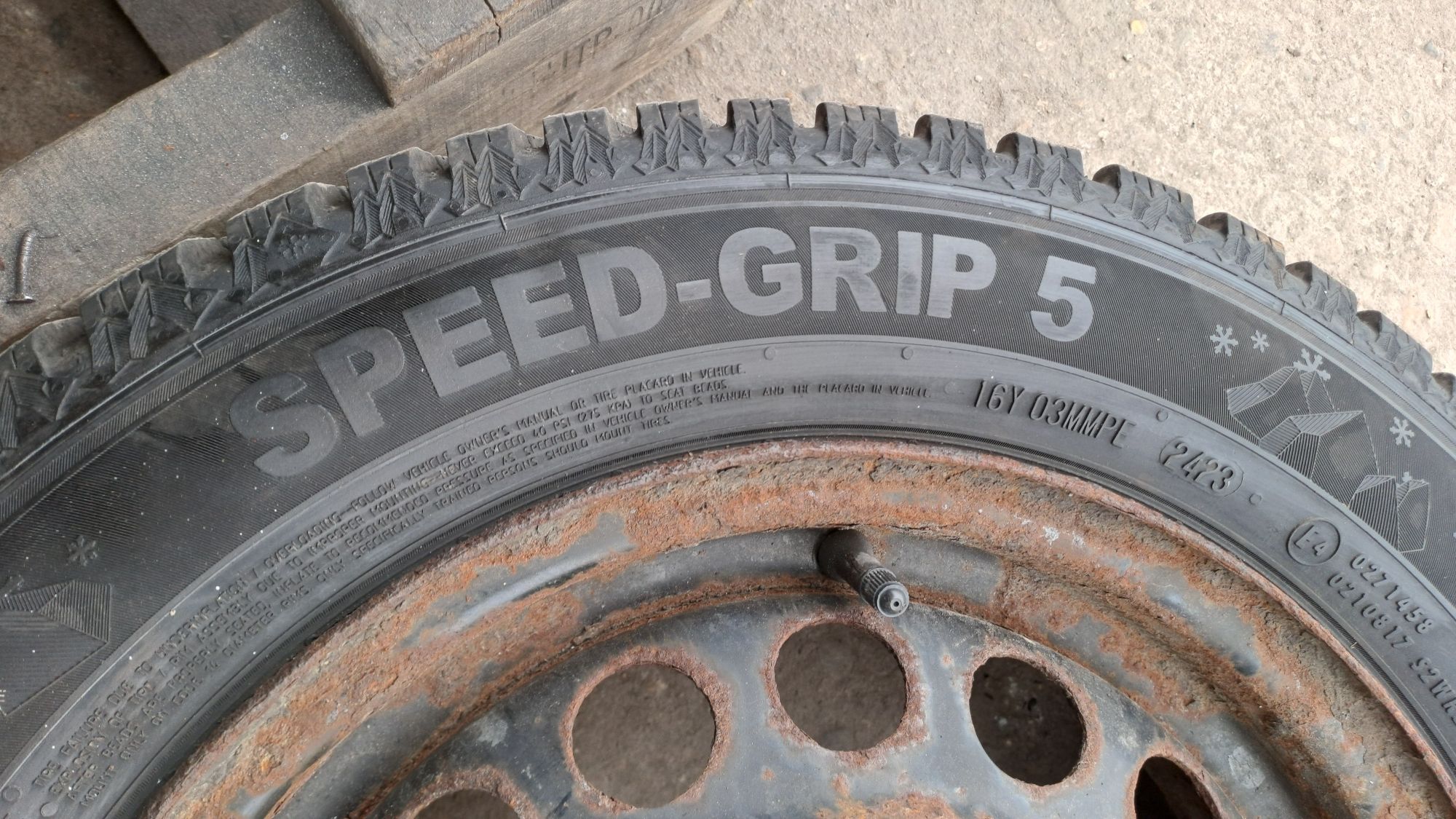 4бр. Почти Нови 165/70/14 Semperit 2023г.
