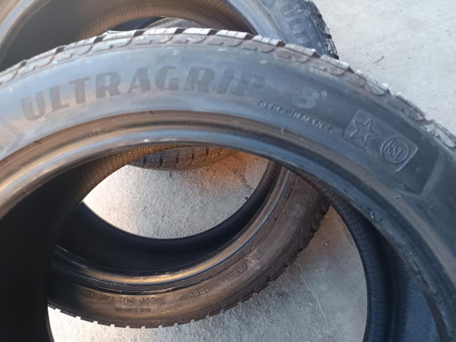 245/45/19 4ри броя GoogYear Ultragrip 8.Гумите са в много добро състоя