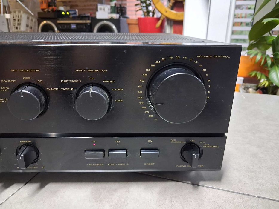 Pioneer A 656 stereo amplifier