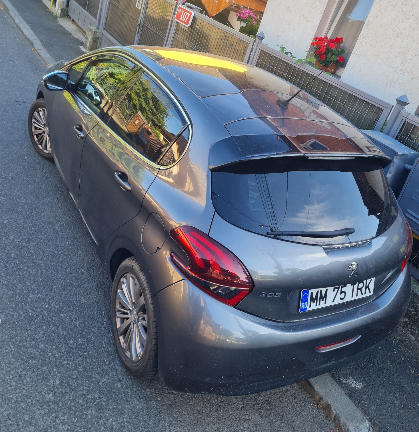Vand Peugeot 208 diesel 2018