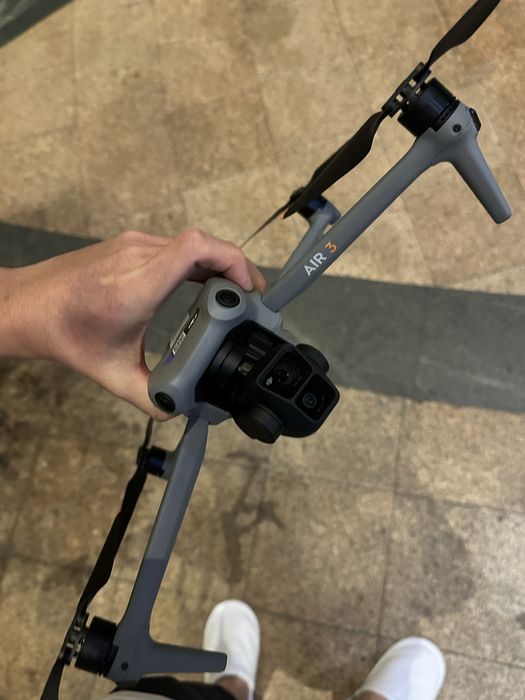 Дрон djl ai3 2батарйка