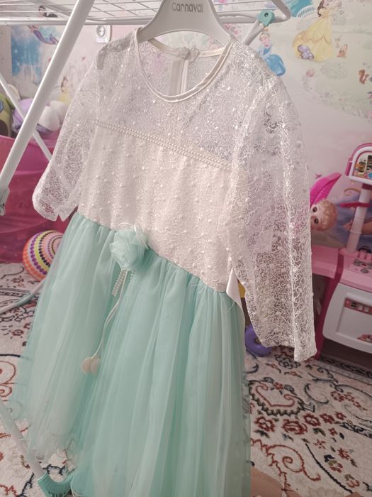 Детская одежда. Көйлек, костюм сатылады, 2-3 мың тг бағасы қол жетімді