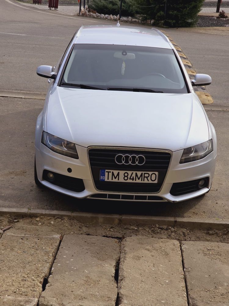 Se vinde Audi A4 2010