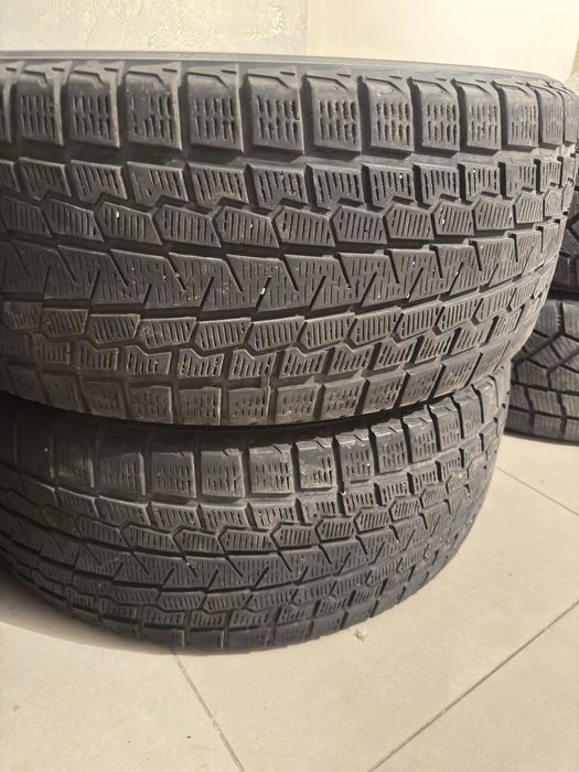 Yokohama 275/50/21 4шт зима