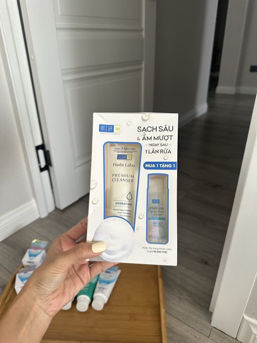 Hada Labo Premium Cleanser Hydrating + Micellar Water