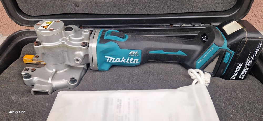 Makita masina de taiat fier pe acumulatori