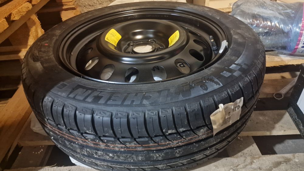 Резервна гума с джанта за Пежо 407 215/55/17