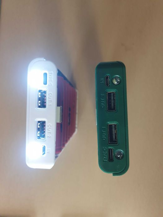 Power bank pentru 8 acumulatori li io 18650