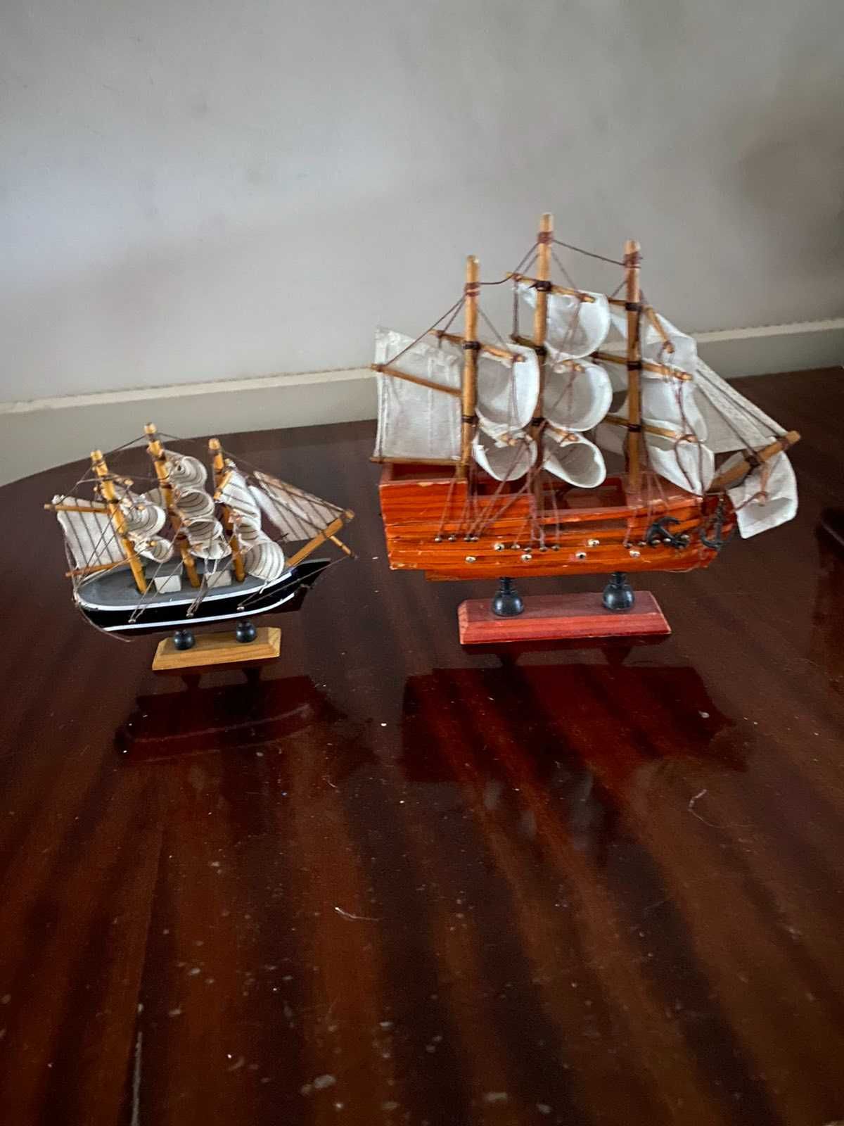 Колекция дървени кораби
