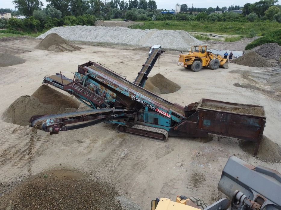 Powerscreen Chieftain 1400 Powerscreen Chieftain 1400 - 2005 - 3 fracții