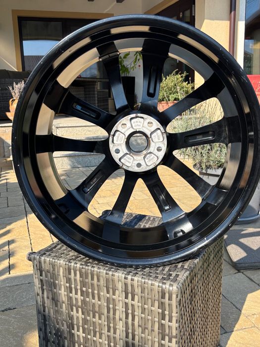 Bentley Continental GT/ Flying  Spur 22 "Front BBS  3SA601025