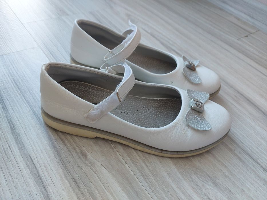 Детски официални обувки